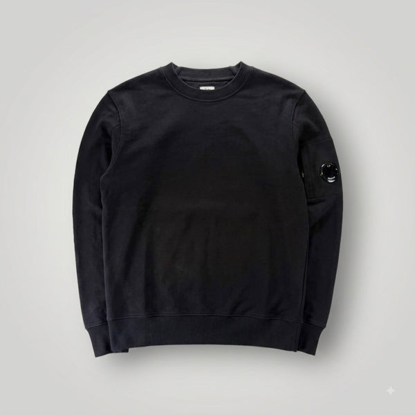 Sweat-shirt noir Secondstore C.P. COMPANY en coton avec col rond et poche zippée à lentille sur la manche