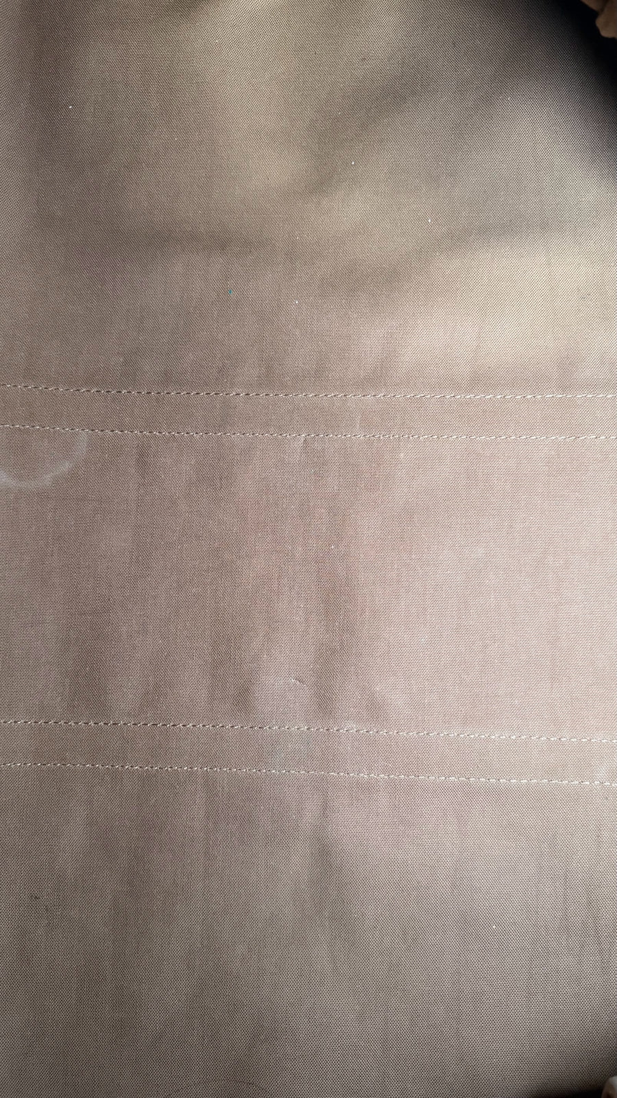 Doublure intérieure en toile marron résistante du sac de voyage Secondstore Louis Vuitton Keepall