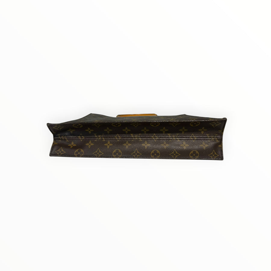 Vue de dessus du sac cabas Secondstore Louis Vuitton en toile Monogram marron avec finitions en cuir naturel