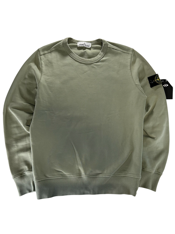 Secondstore Stone Island sage green cotton crewneck sweatshirt with iconic compass sleeve patch and ribbed trim.