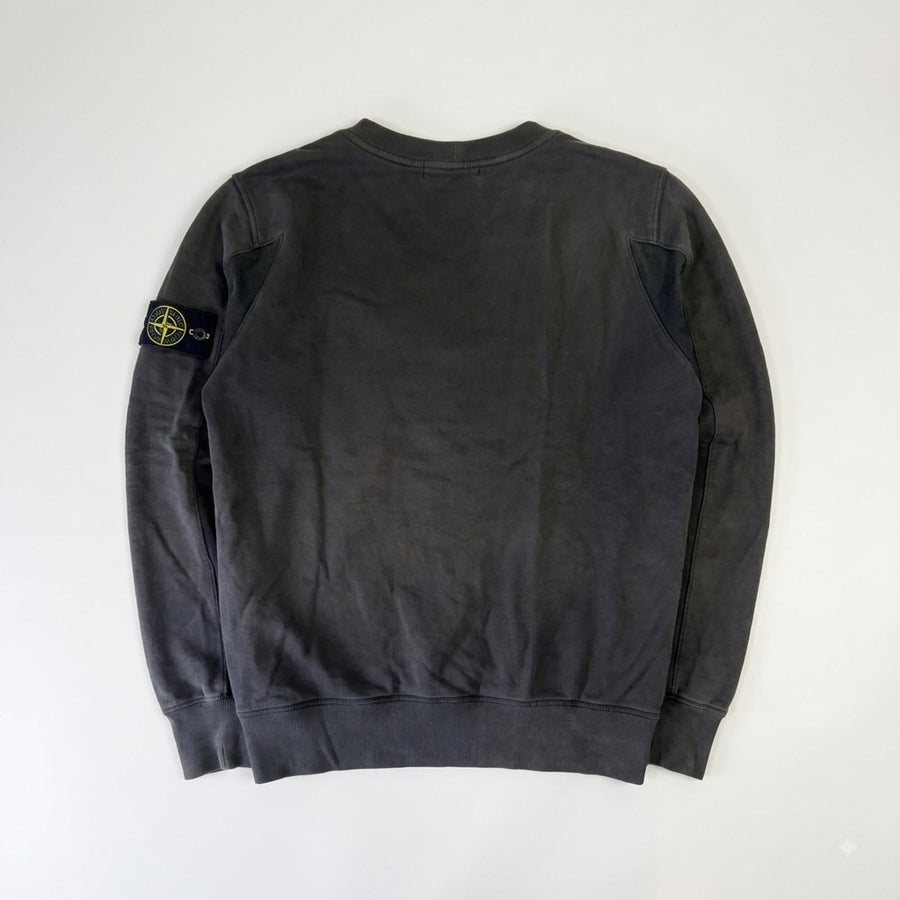 Sweat-shirt Secondstore Stone Island gris anthracite en coton avec badge boussole emblématique sur la manche