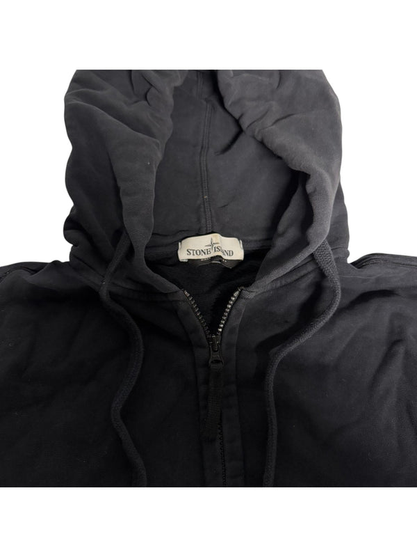 Sweat zippé à capuche Stone Island noir - capuche et étiquette