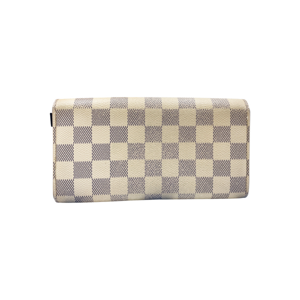 Secondstore Louis Vuitton Sarah wallet in Damier Azur canvas with a classic checkered pattern.