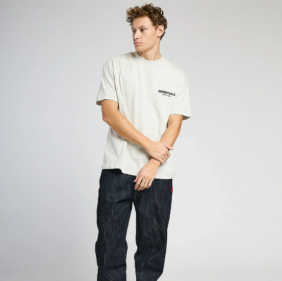 Fear of God Essentials (SS22) T-Shirt Light Oatmeal