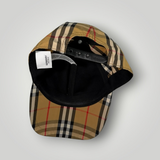 Casquette Secondstore Burberry à motif à carreaux beige avec patte de réglage noire et étiquette intérieure