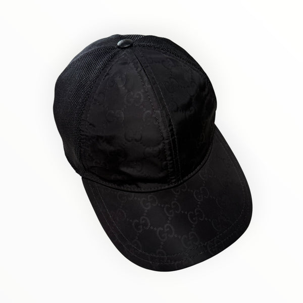 Casquette Secondstore Gucci noire en toile technique avec monogramme GG ton sur ton et empiècement en maille respirante