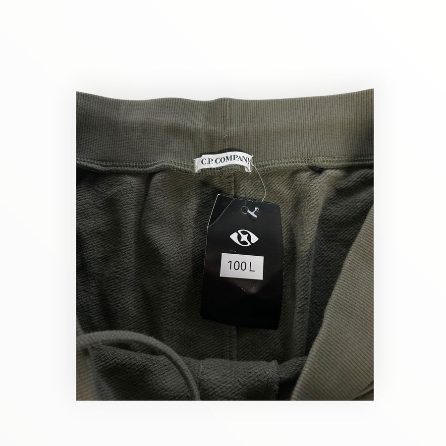 Secondstore C.P. COMPANY olive green cotton cargo sweatpants with elastic waistband and brand label
