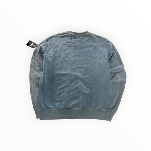 Sweat-shirt à col rond Secondstore C.P. Company en coton bleu délavé avec poche utilitaire et lentille sur la manche