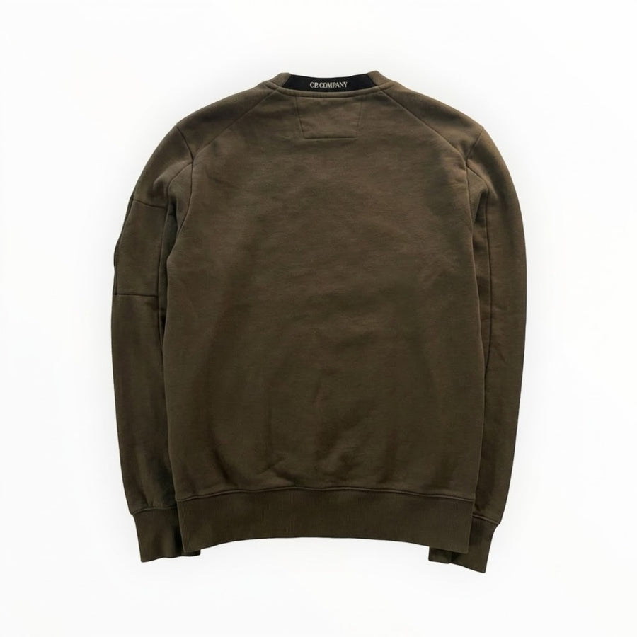 Vue arrière du sweat-shirt kaki Secondstore C.P. COMPANY en coton avec col rond et finitions côtelées