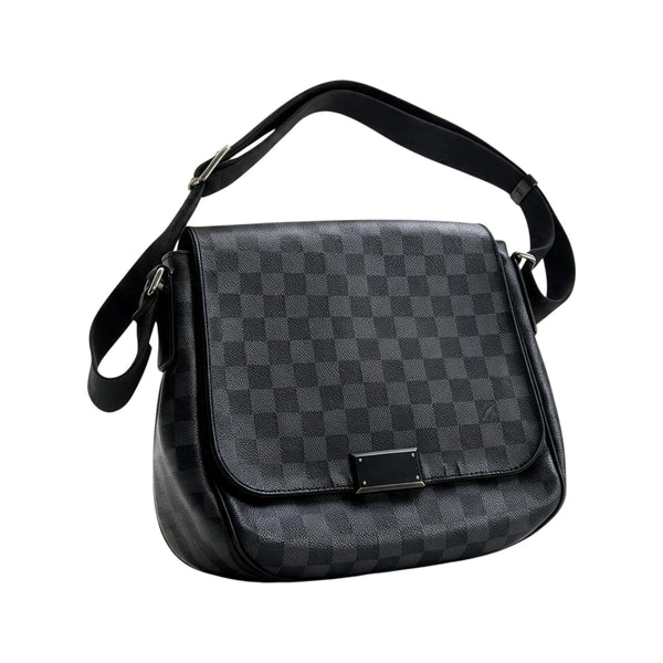 Sac Secondstore Louis Vuitton District PM en toile Damier Graphite