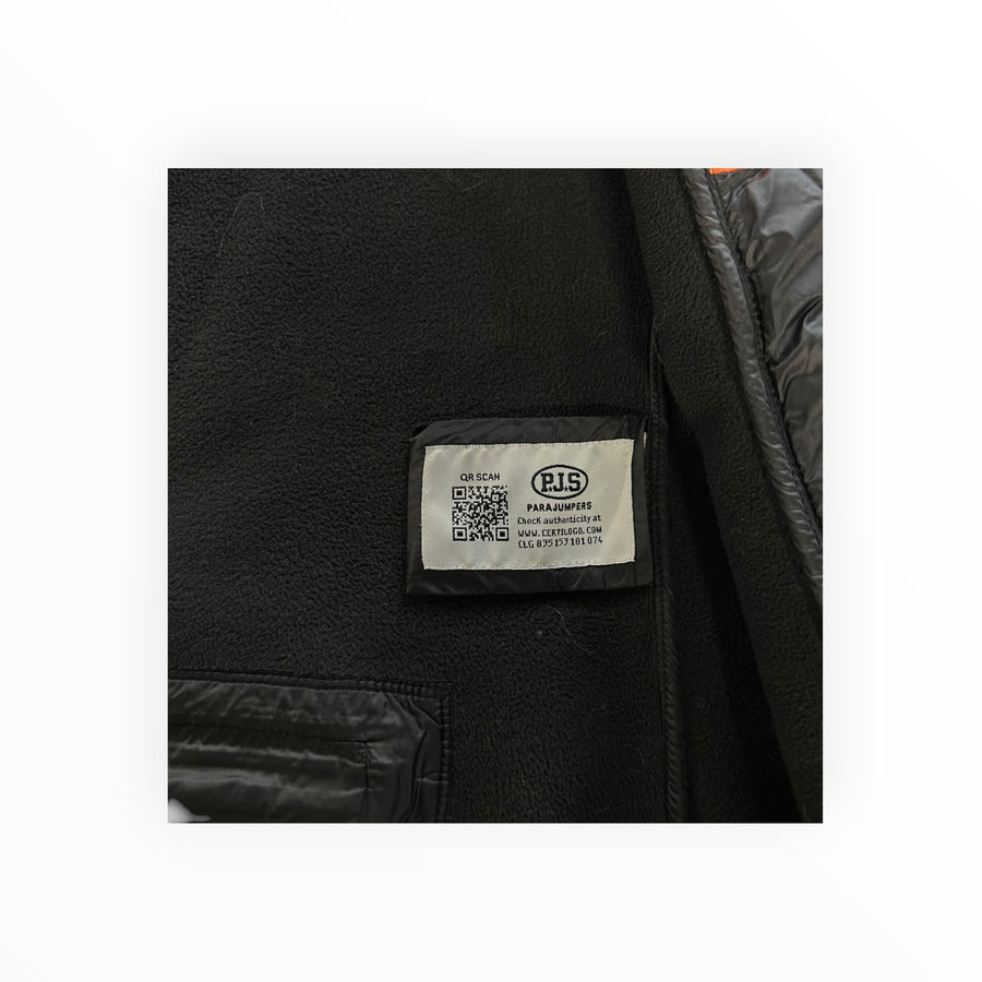 Secondstore Parajumpers hybrid jacket interior label with QR code and PJS authenticity tag on black fleece lining