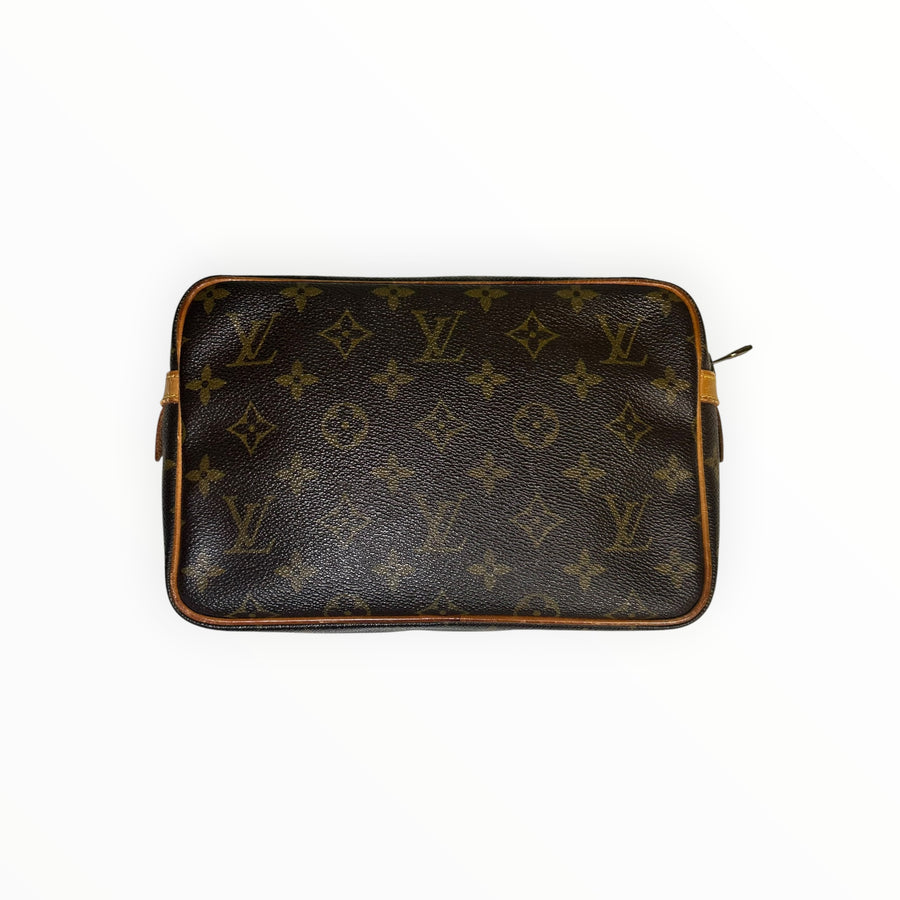 Pochette Secondstore Louis Vuitton en toile Monogram marron avec finitions en cuir et fermeture zippée