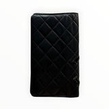 Portefeuille long Secondstore Chanel en cuir noir matelassé avec logo CC emblématique