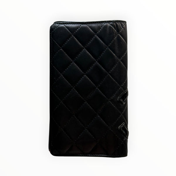 Portefeuille long Secondstore Chanel en cuir noir matelassé avec logo CC emblématique