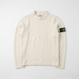 Pull à col montant Secondstore Stone Island en maille crème avec badge boussole emblématique sur la manche gauche