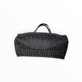Sac cabas Secondstore Fendi en toile noire avec motif Zucca ton sur ton et anses en cuir