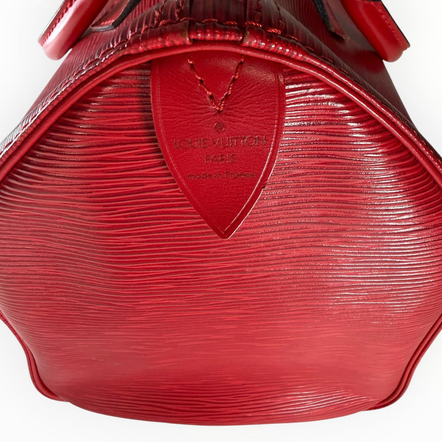 Sac à main Secondstore Louis Vuitton Speedy en cuir Épi rouge avec texture striée et logo embossé