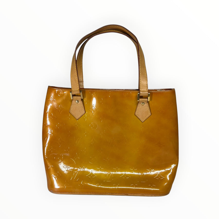 Sac à main Secondstore Louis Vuitton en toile vernie ambrée avec monogramme embossé et anses en cuir naturel