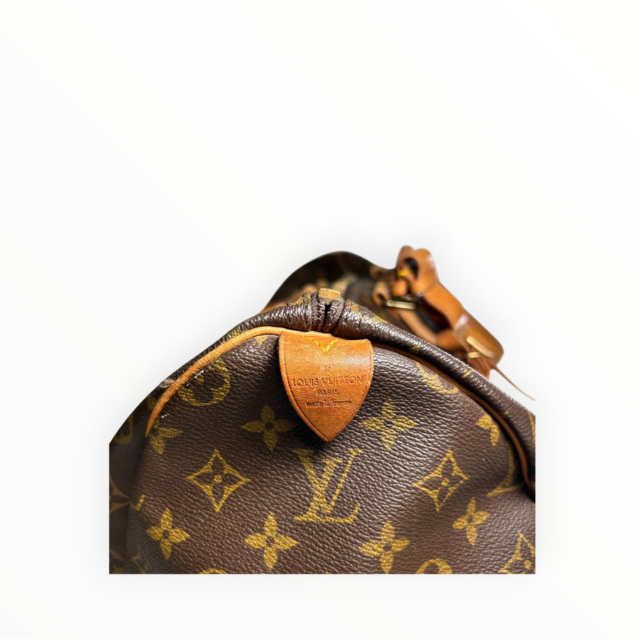 Sac de voyage Secondstore Louis Vuitton Keepall en toile Monogram marron avec détails en cuir de vachette naturel