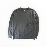 Sweat-shirt Secondstore C.P. Company Metropolis Series gris anthracite en coton avec poche zippée en mesh technique