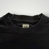 Sweat-shirt noir à col rond Secondstore C.P. COMPANY en coton avec étiquette de marque visible au niveau du col