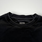 Sweat-shirt noir à col rond Secondstore avec étiquette de marque C.P. COMPANY visible à l'intérieur du col