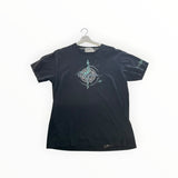 T-shirt en coton noir Secondstore avec imprimé graphique boussole vert menthe sur la poitrine et détails sur la manche