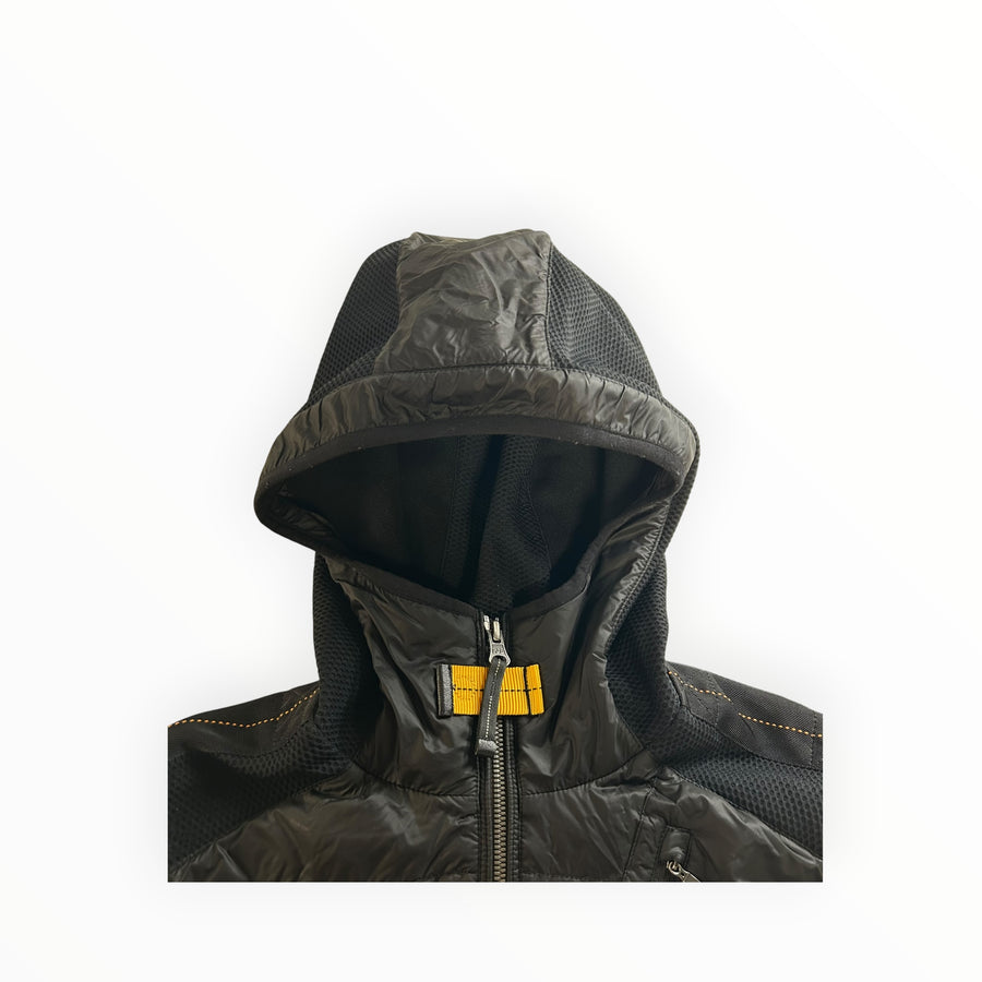 Secondstore veste hybride noire à capuche avec empiècements en maille technique et détails zippés contrastants