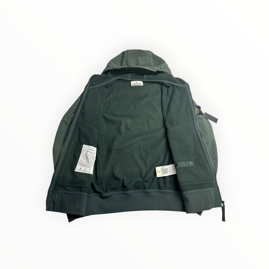 Veste Stone Island Soft Shell-R kaki foncé à capuche